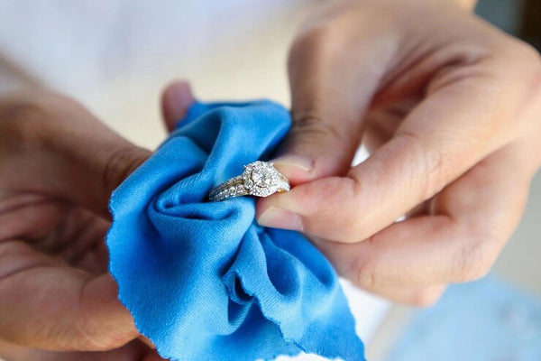 How To Clean and Maintain Your Diamond Ring