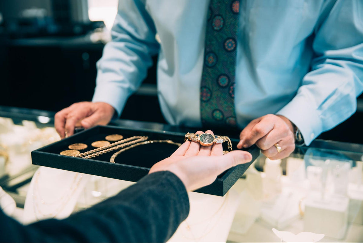 Selling diamonds to a jewelry store deals