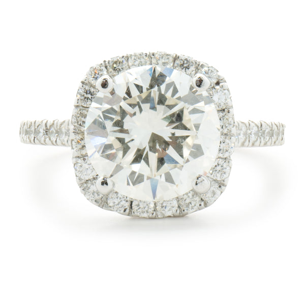 14 Karat White Gold Round Brilliant Cut Diamond Engagement Ring