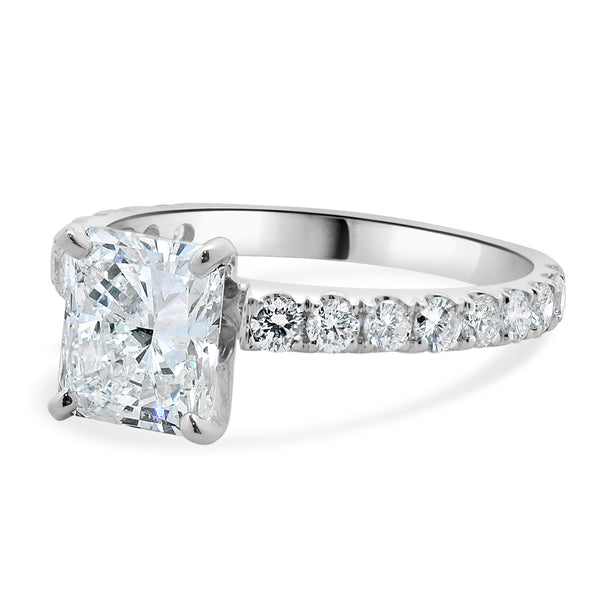 18 Karat White Gold Radiant Cut Diamond Engagement Ring