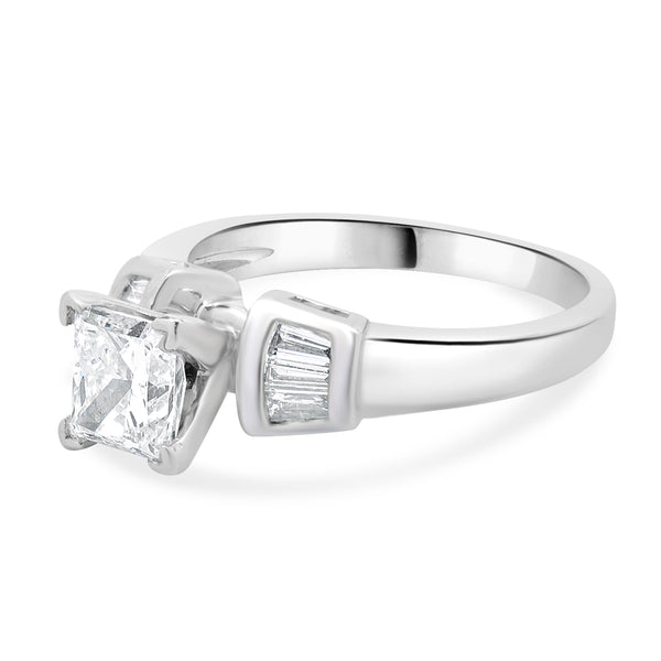 Platinum Round Diamond Engagement Ring