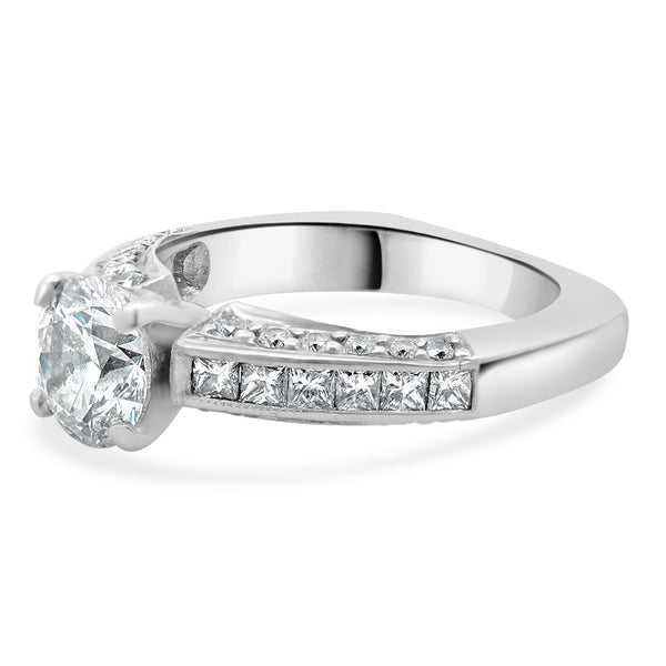 Platinum Round Brilliant Cut Diamond Engagement Ring