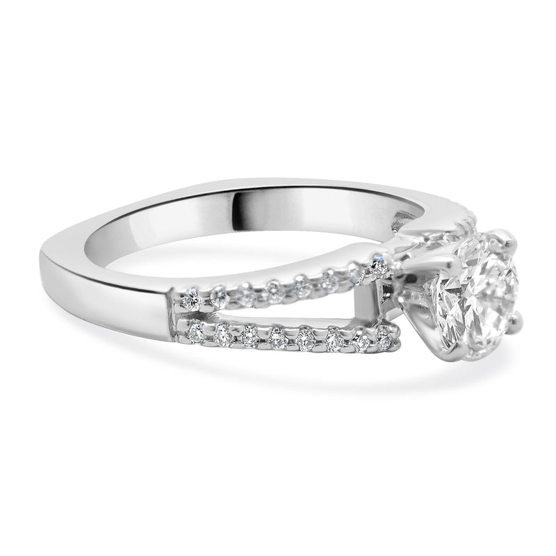 14 Karat White Gold Round Brilliant Cut Diamond Engagement Ring