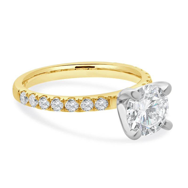 18 Karat Yellow Gold Round Brilliant Cut Diamond Engagement Ring