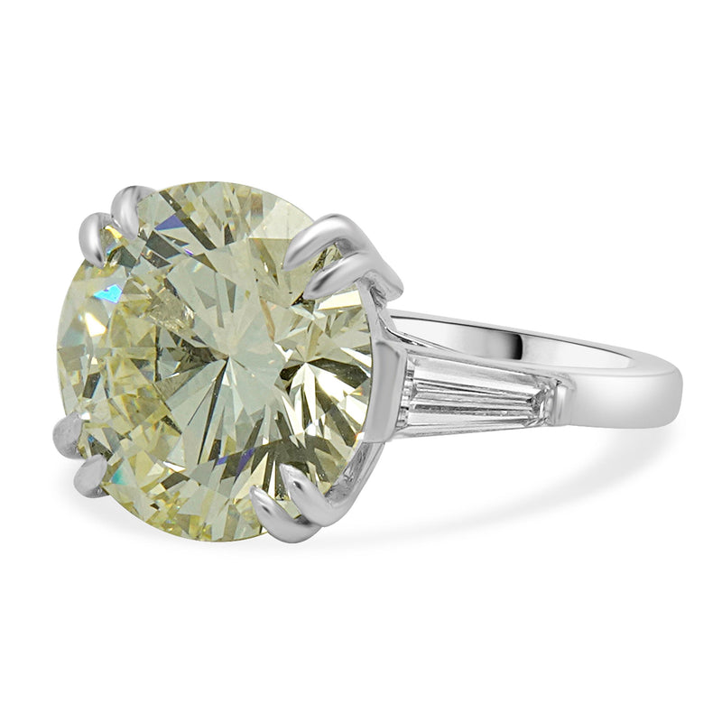 Platinum Round Brilliant Cut Diamond Engagement Ring