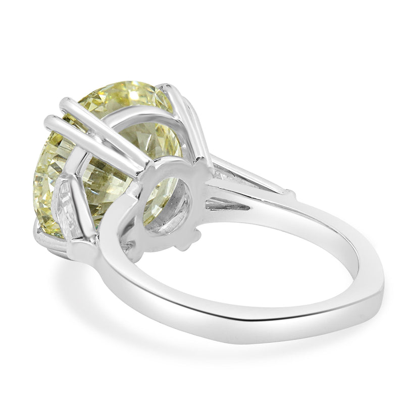 Platinum Round Brilliant Cut Diamond Engagement Ring