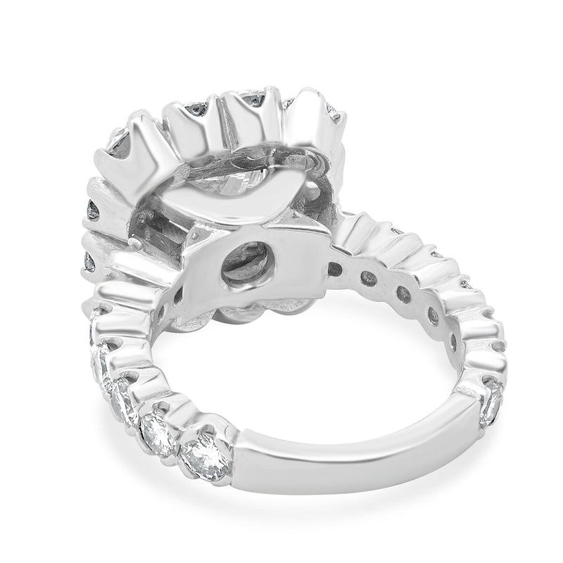 18 Karat White Gold Princess Cut Diamond Engagement Ring