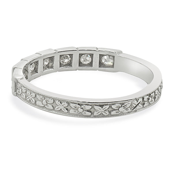18 Karat White Gold Vintage Diamond Deco Band
