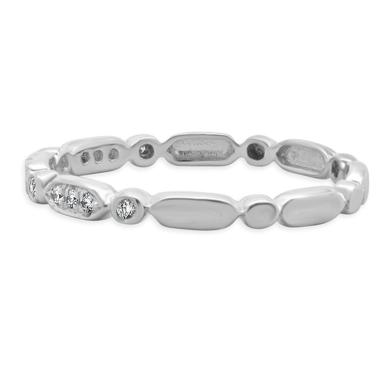 18 Karat White Gold Filigree Diamond Band