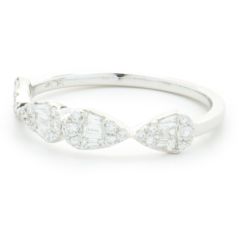 18 Karat White Gold Mosaic Set Pear Shape Diamond Band