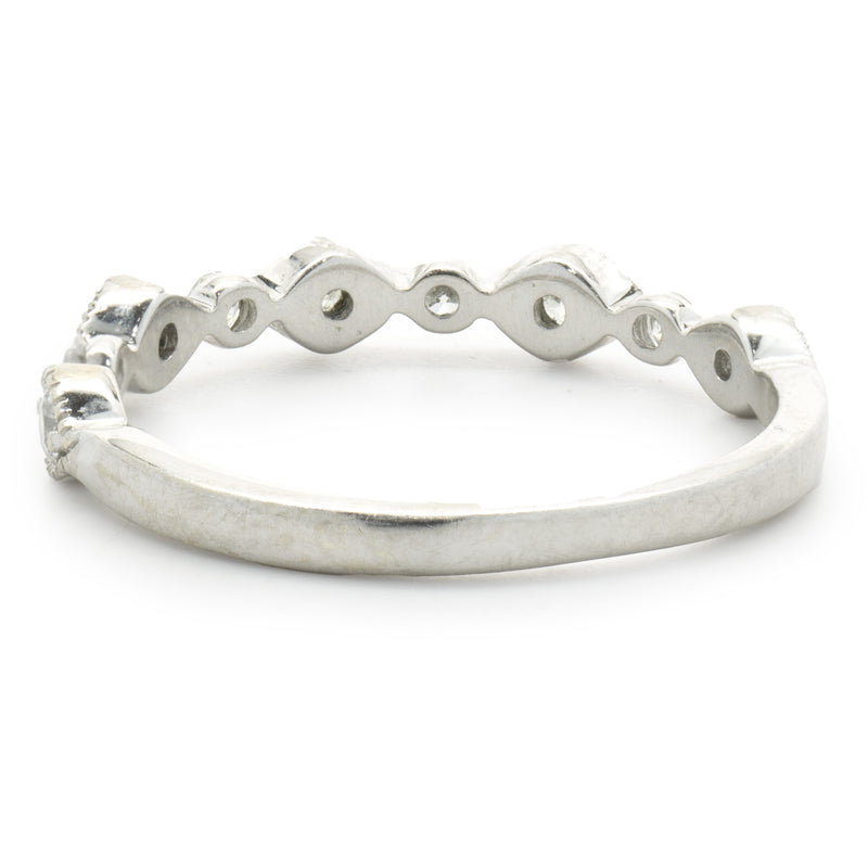 14 Karat White Gold Diamond Filigree Band