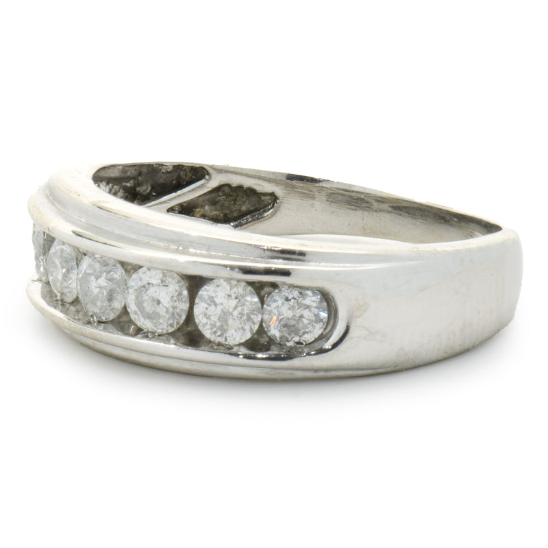 14 Karat White Gold 7MM Diamond Band