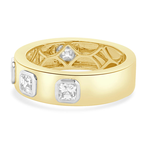 18 Karat Yellow Gold Asscher Cut Diamond Station Band