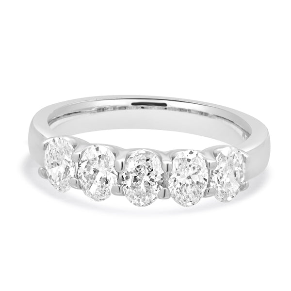 14 Karat White Gold 5 Oval Diamond Ring
