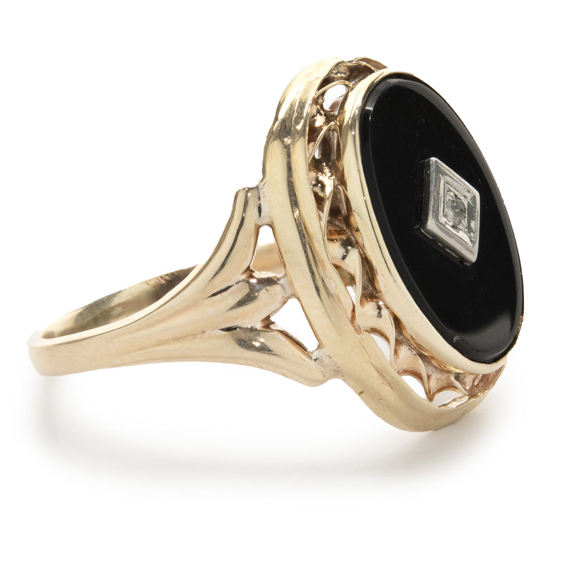 10 Karat Yellow Gold Vintage Black Onyx and Diamond Signet Ring