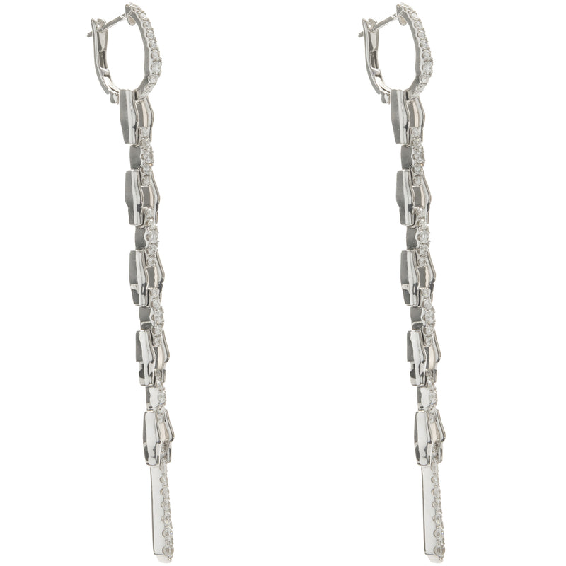 18 Karat White Gold Diamond Link Drop Earrings