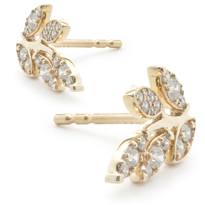 14 Karat Yellow Gold Diamond Floral Stud Earrings