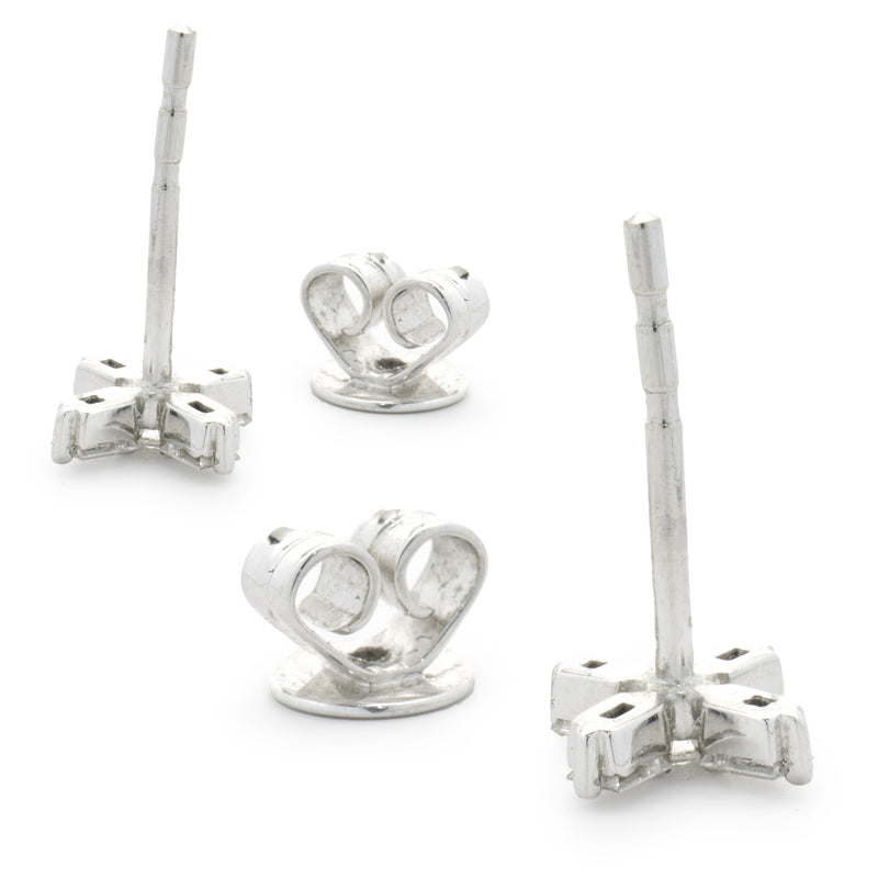 14 Karat White Gold Baguette Cut Diamond X Stud Earrings