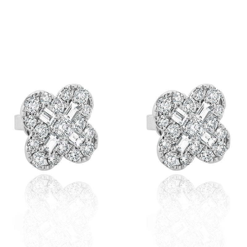 18 Karat Yellow Gold Diamond Clover Stud Earrings