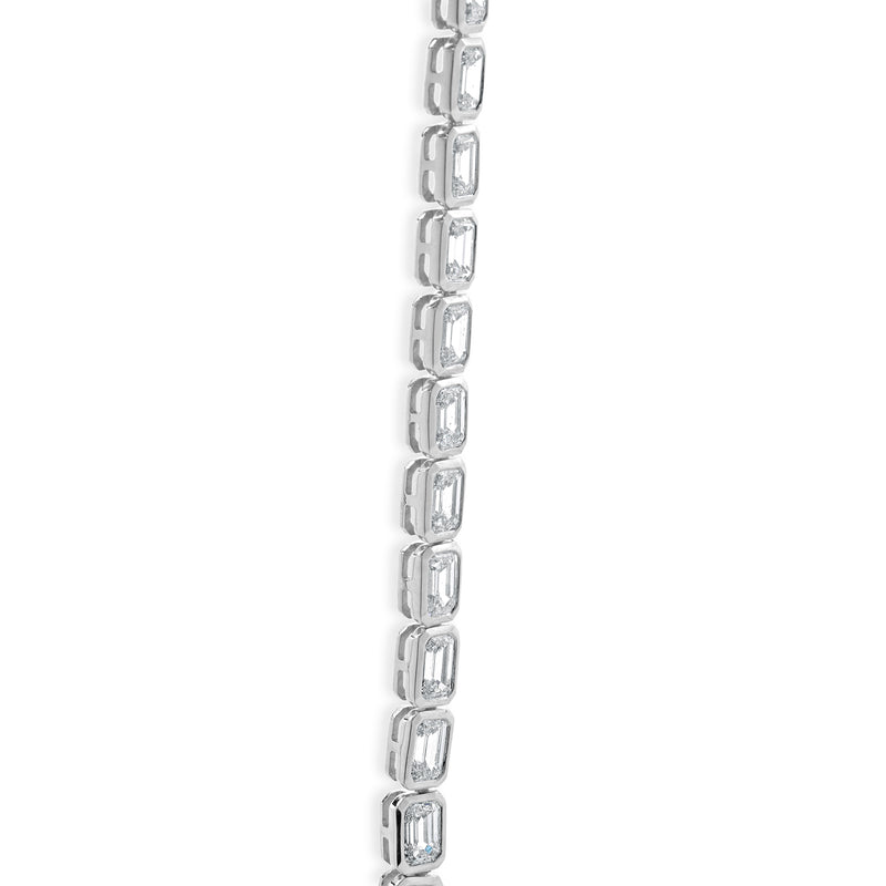 18 Karat White Gold Emerald Cut Diamond Inline Tennis Necklace