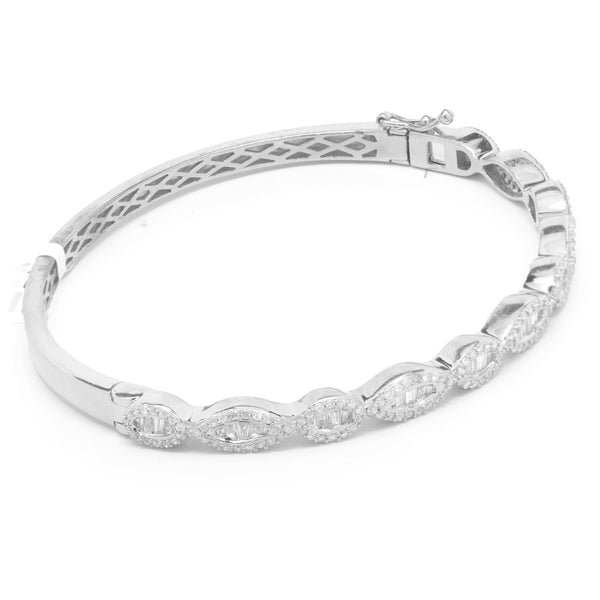 18 Karat White Gold Mosaic Set Diamond Wave Bangle Bracelet