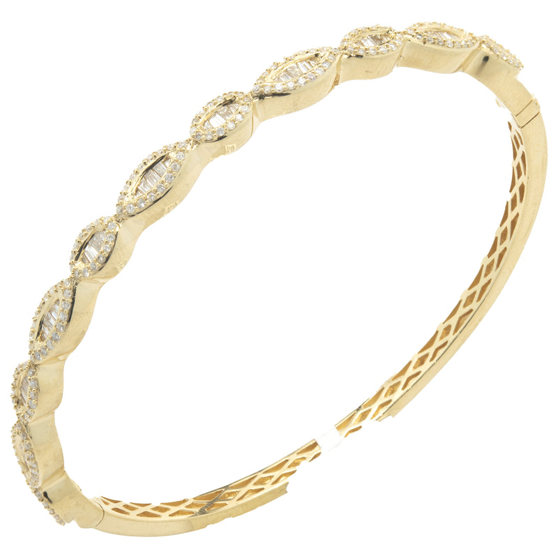 18 Karat Yellow Gold Mosaic Set Diamond Wave Bangle Bracelet