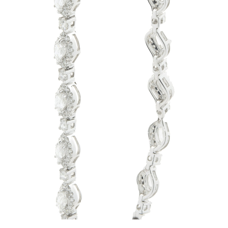18 Karat White Gold Flame Cut Diamond Inline Bracelet