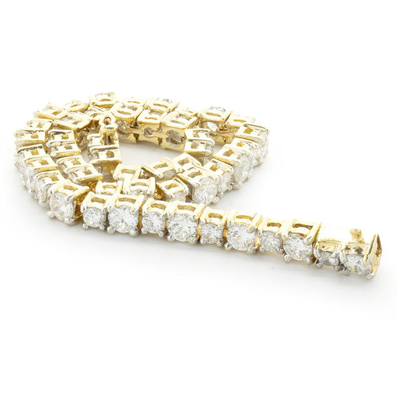 18 Karat Yellow Gold Graduated Diamond Tennis Bracelet