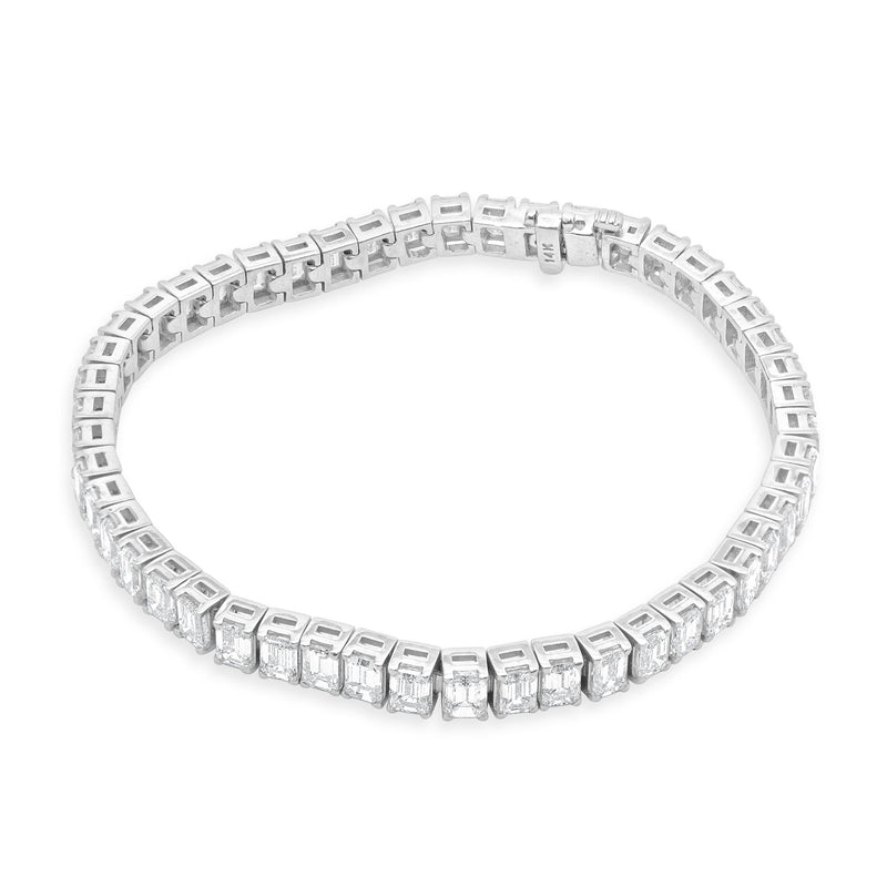 14 Karat White Gold Emerald Cut Diamond Tennis Bracelet