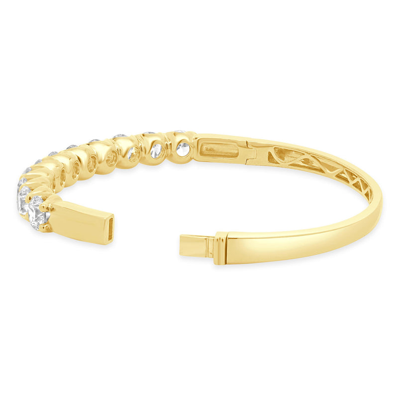 18K Yellow Gold Round Brilliant Cut Diamond Bangle Bracelet