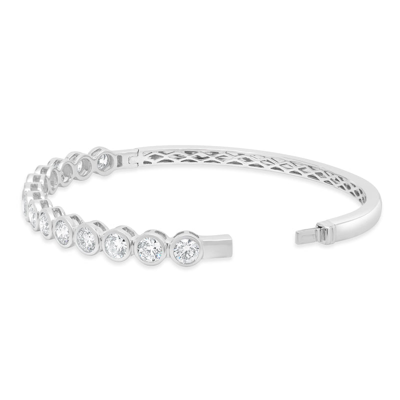18 Karat White Gold Bezel Set Diamond Bangle Bracelet