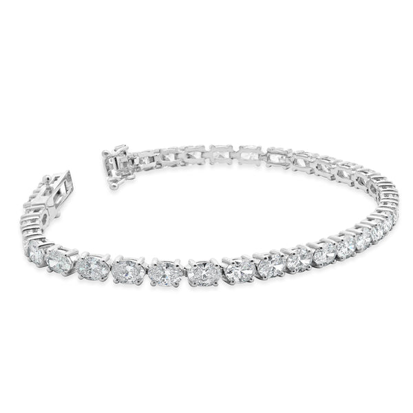 14 Karat White Gold Oval Cut Diamond Tennis Bracelet