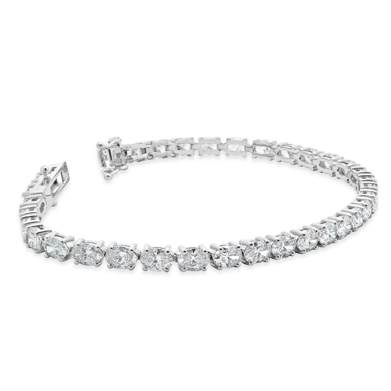 14 Karat White Gold Oval Cut Diamond Tennis Bracelet