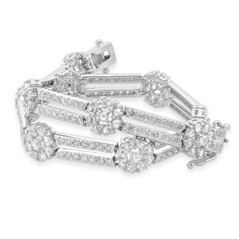 18 Karat White Gold Flower Station Diamond Bracelet