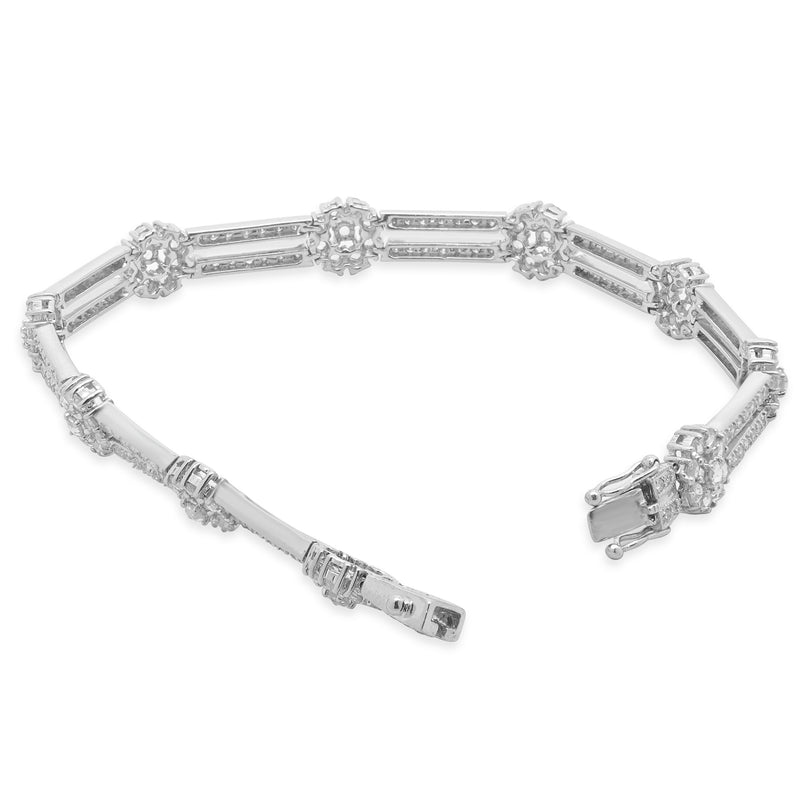 18 Karat White Gold Flower Station Diamond Bracelet