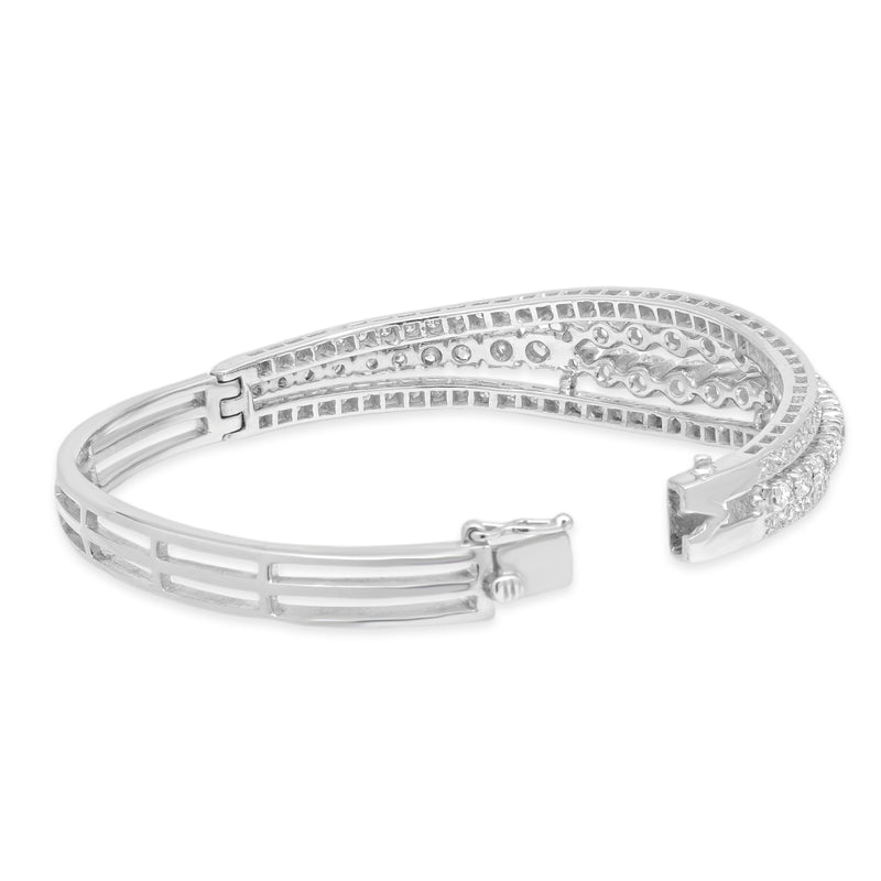 14 Karat White Gold Diamond Bangle Bracelet
