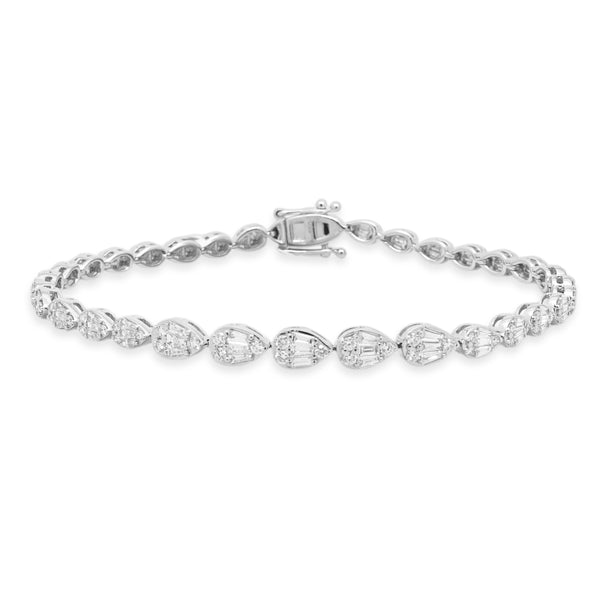 18 Karat White Gold Diamond Tennis Bracelet