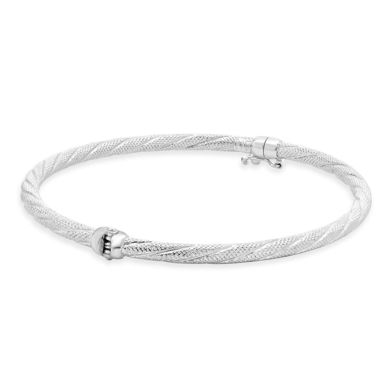 Unoaerre 18 Karat White Gold Textured Twisted Bangle Bracelet