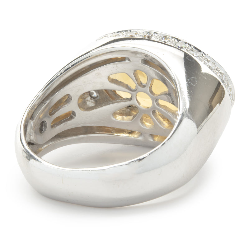 18 Karat White Gold Oval Citrine Ring