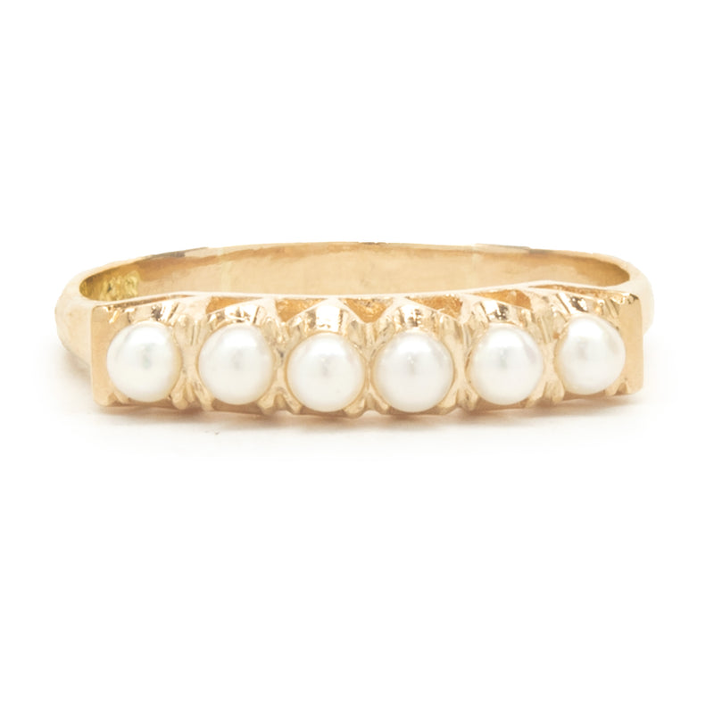 18 Karat Yellow Gold Vintage Pearl Band