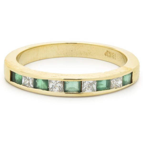 18 Karat Yellow Gold Alternating Diamond and Emerald Band