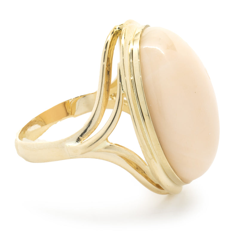 14 Karat Yellow Gold Vintage Angle Skin Coral Ring