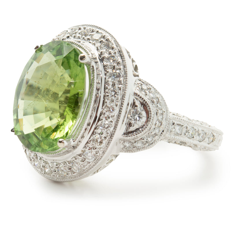 18 Karat White Gold Green Tourmaline and Diamond Oval Cocktail Ring