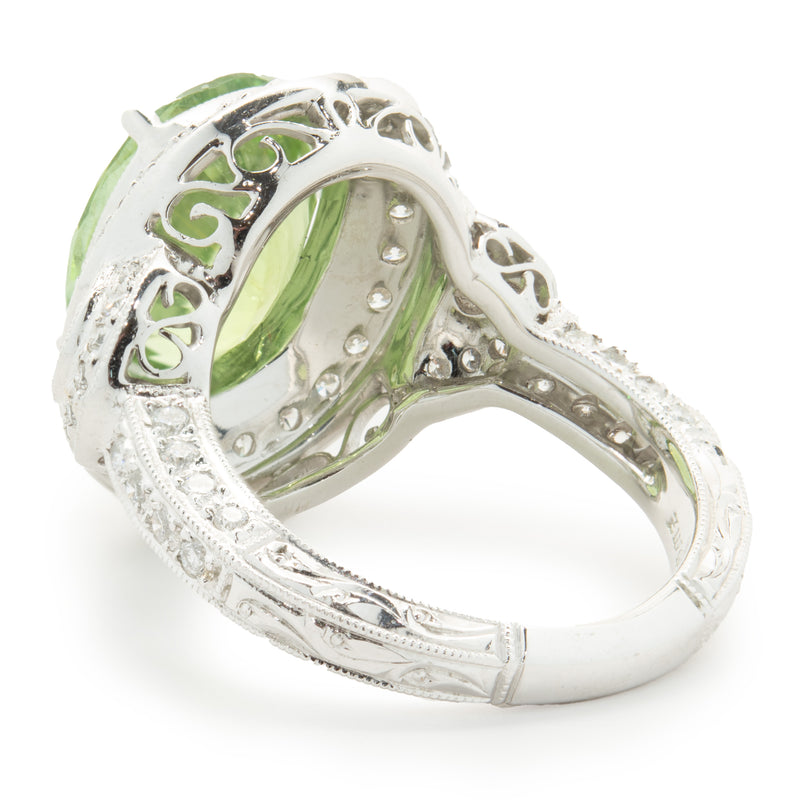 18 Karat White Gold Green Tourmaline and Diamond Oval Cocktail Ring