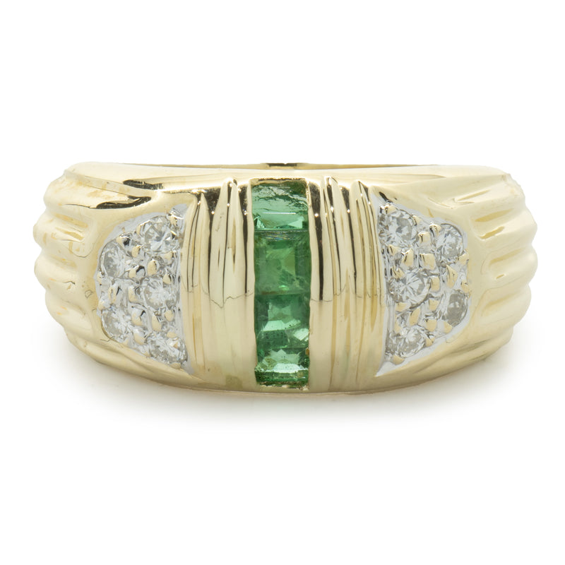 18 Karat Yellow Gold Emerald and Diamond Ribbed Ring