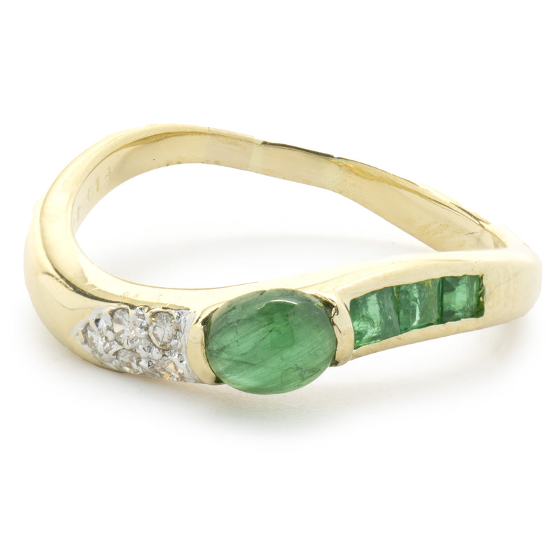 18 Karat Yellow Gold Cabochon Emerald and Diamond Ring