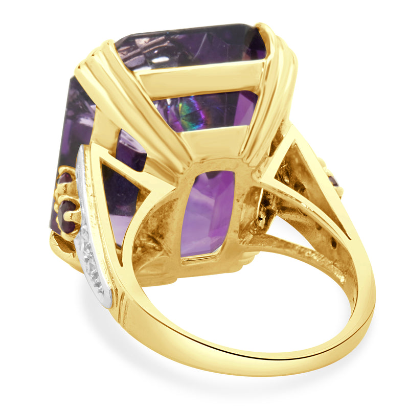 14 Karat Yellow Gold Retro Amethyst and Diamond Cocktail Ring