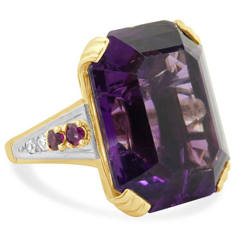 14 Karat Yellow Gold Retro Amethyst and Diamond Cocktail Ring