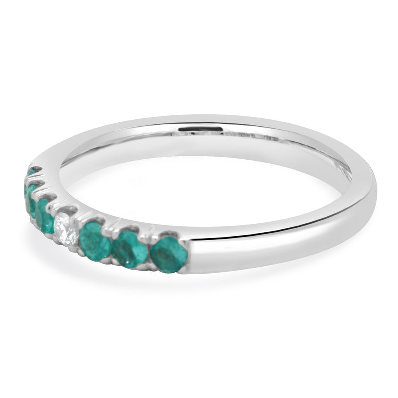 18 Karat White Gold Paraiba Tourmaline and Diamond Band
