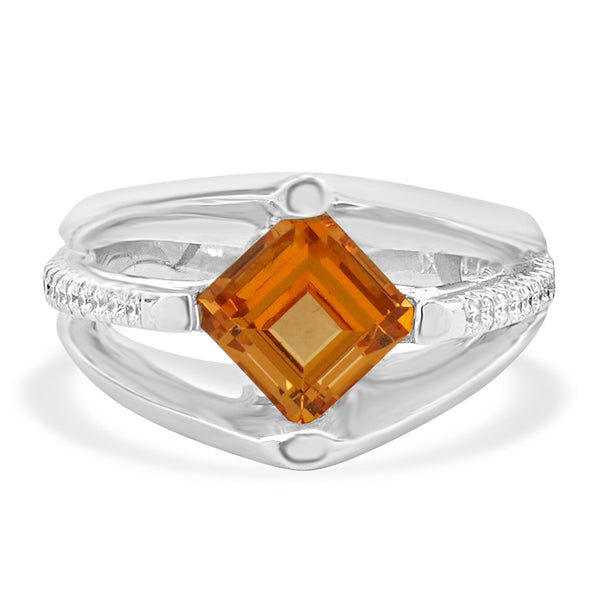 18 Karat White Gold Spessartite Garnet and Diamond Ring